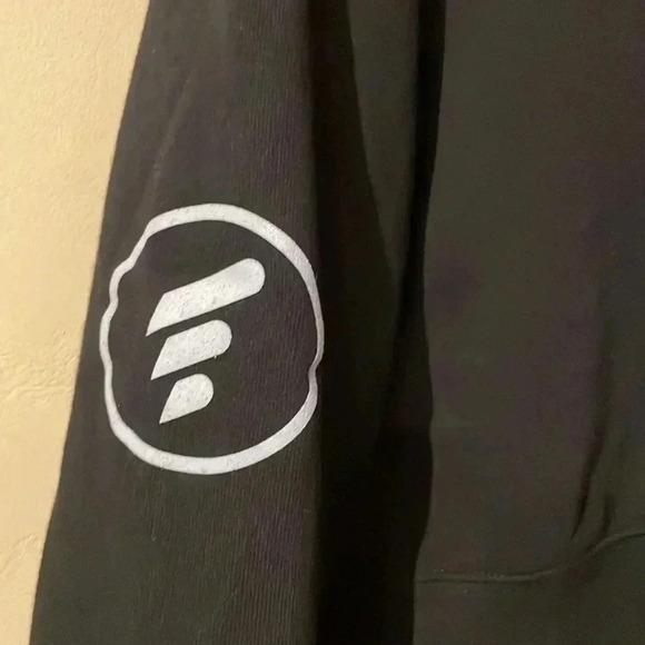 Fit By Katy Cropped Sweatshirt - Picture 6 of 6